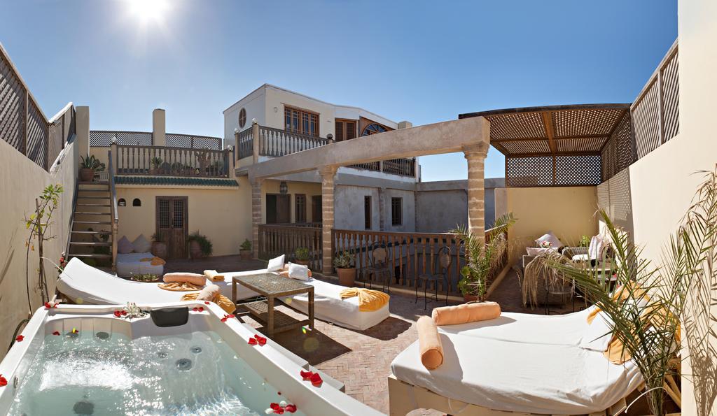 אסאוירה Riad Chbanate מראה חיצוני תמונה
